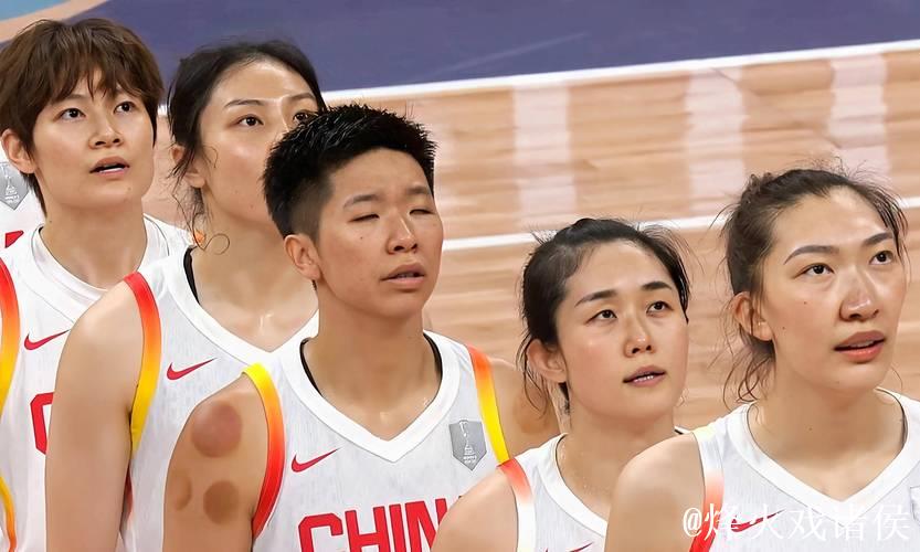 中国女篮核心的海外突围路：当国内联赛关上大门